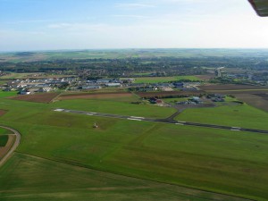 Piste d'atterrissage - LFQB - Troyes - vue aérienne