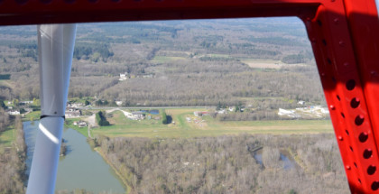 Vue aérienne de la piste de LF4131 Vouzon Le Rabot
