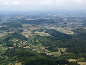 Vallons dans la Parc régional du Morvan en Bourgogne - France